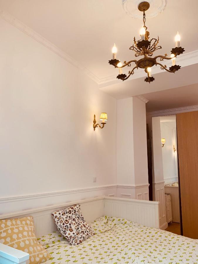 Accommodatie bij particulieren Parisian Style Private With Shared Bathroom Near Bastille And Gare De Lyon *